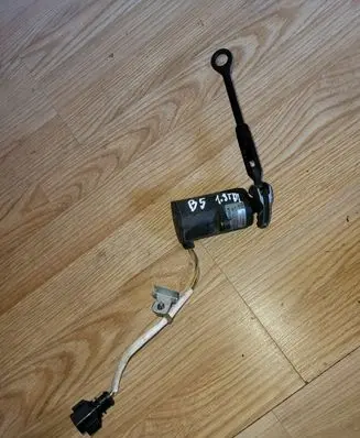 Volkswagen PASSAT B5 Accelerator pedal position sensor 0281002229 028907475S 770202692