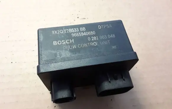 Land Rover Discovery 4 - LR4 Glow plug pre-heat relay 9665940680 9X2Q12B533BB 0281003048
