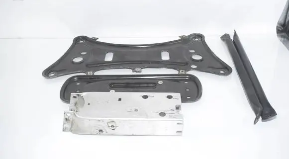 BMW X3 F25 Other engine bay part 7210503 7210504 51647210503