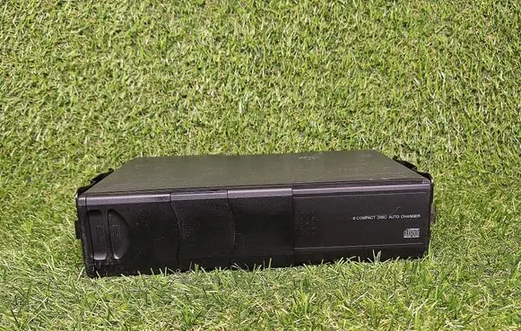 Ford Mondeo MK IV CD/DVD changer 3S7T18C830BD
