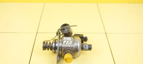 Audi A4 S4 B7 8E 8H Fuel injection high pressure pump 0261520055 24SP21