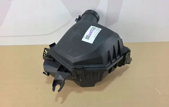 BMW 2 Active Tourer U06 Air filter box 