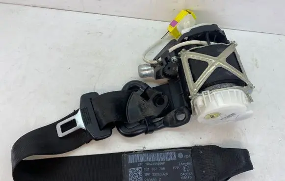Volkswagen Eos Front seatbelt 1Q1857706 33053026 283689