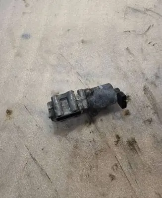 Toyota Corolla Verso AR10 EGR valve 25620 256200N012