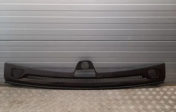 Chrysler Pacifica Panel trim 61868AH 5RL45GTVAE
