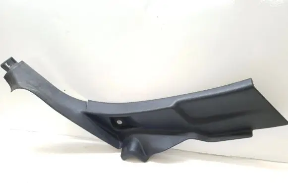 Peugeot 207 (C) pillar trim 9658957677