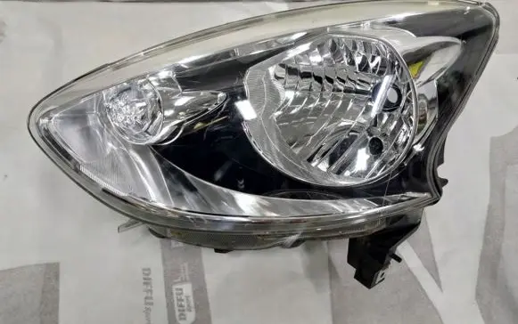 Nissan Micra Headlight/headlamp 18022