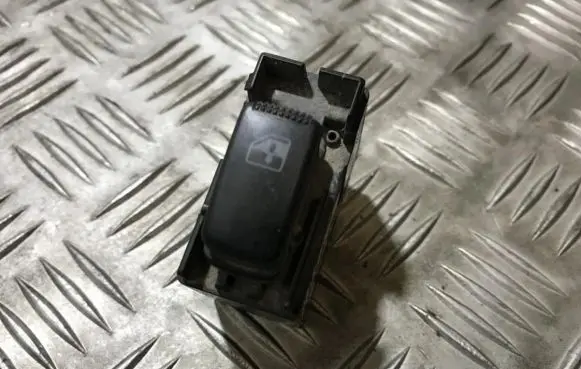 Hyundai Trajet Electric window control switch