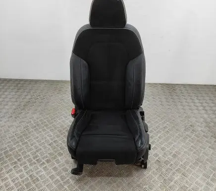 Volvo XC40 Front driver seat 32272002 32338504