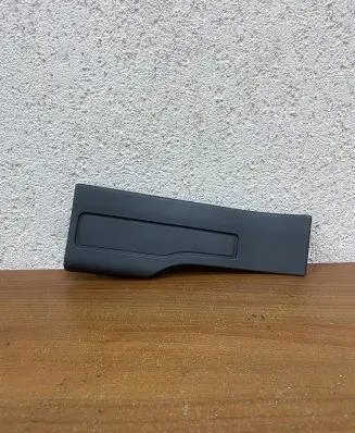 Land Rover Range Rover Evoque L538 Side skirt rear trim BJ3213244A BJ13244AE8LAA