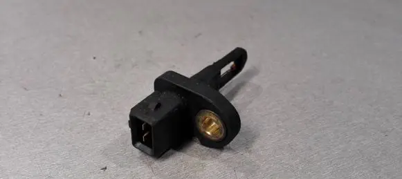 Audi A6 S6 C4 4A Intake air temperature sensor 058905379