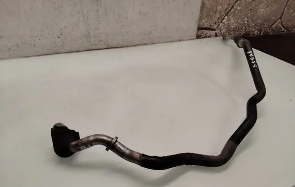Porsche Cayenne (9PA) Air conditioning (A/C) pipe/hose 7L0820743F