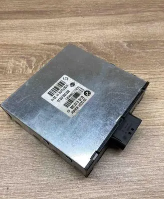 BMW 3 E90 E91 Voltage converter/converter module 9127088 8ES00947920