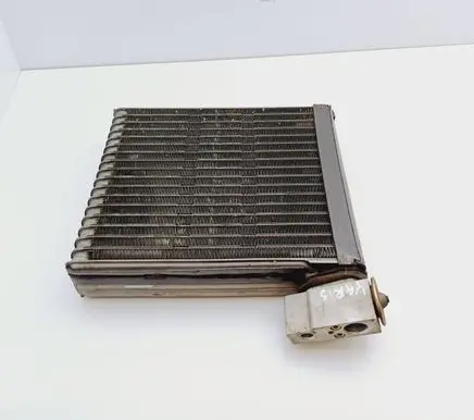 Toyota Yaris Air conditioning (A/C) radiator (interior) 