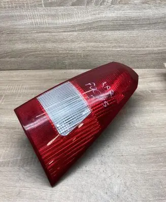 Ford Focus Rear/tail lights YS4X13404JG