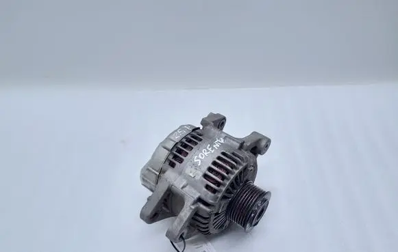 KIA Sorento Generator/alternator 373004A300 021319212
