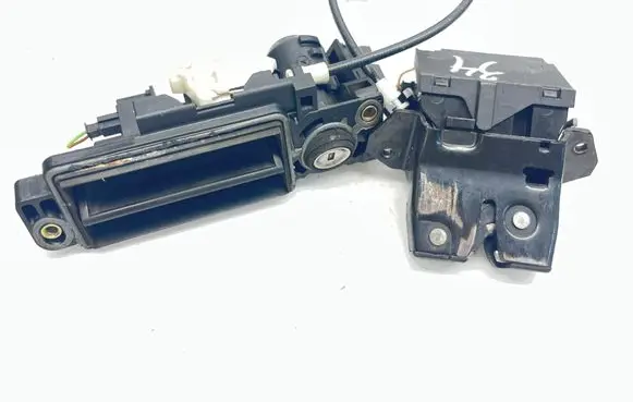 Mercedes-Benz CLK A209 C209 Loading door lock A1717500085