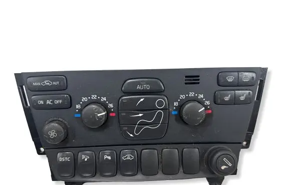 Volvo V70 Climate control unit 30746022 M4085300004 SN77289049