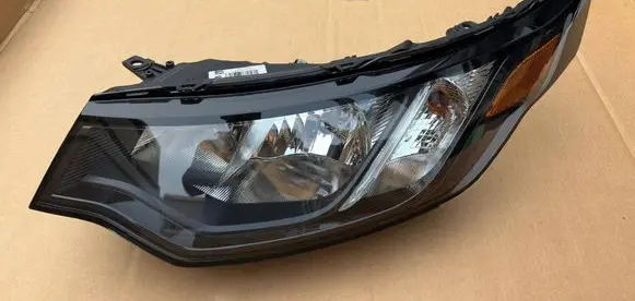 Land Rover Discovery 5 Spotlight 28LR103575 LR085638 LR103575