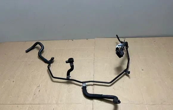 Audi A3 S3 8V Engine coolant pipe/hose 06K121075Q