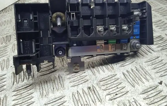 Mercedes-Benz GLA W156 X156 Positive wiring loom A2465401950