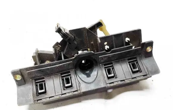 Audi A8 S8 D3 4E Central locking vacuum pump 