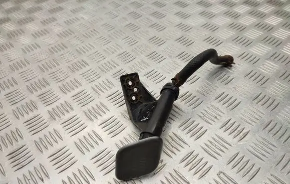 Hyundai Santa Fe Headlight washer spray nozzle 986722W500
