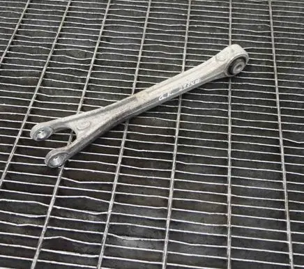 Maserati Ghibli Rear upper control arm/wishbone 69573
