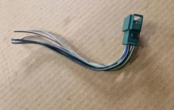 Volkswagen Golf II Other relay 333941973