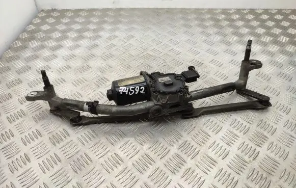 Jaguar XE Front wiper linkage and motor W000060842