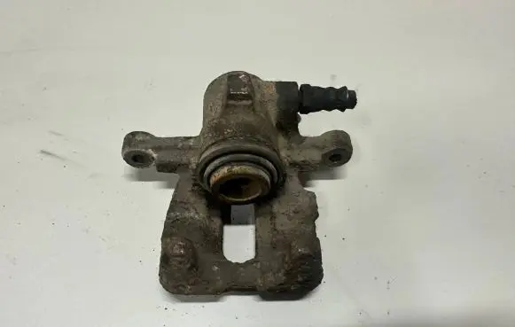 Mercedes-Benz Vaneo W414 Rear brake caliper
