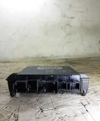 Mercedes-Benz C W203 Door control unit/module 2038206626