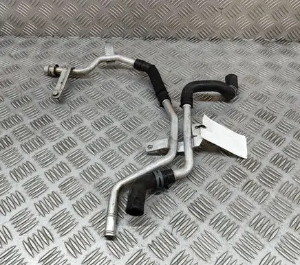 Porsche Cayenne (9Y0 9Y3) Engine coolant pipe/hose 4M0121485CB 4M0121485CM