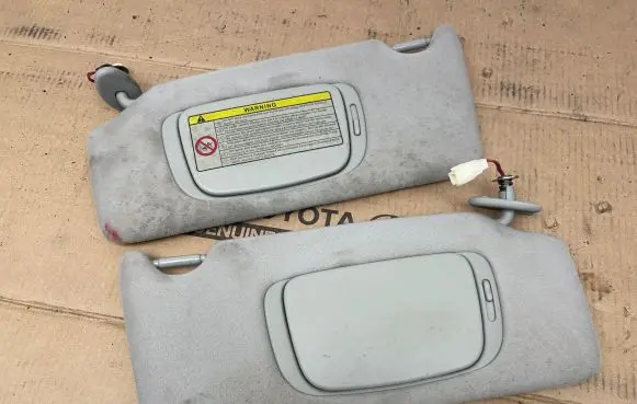 Lexus RX 330 - 350 - 400H Sun visor