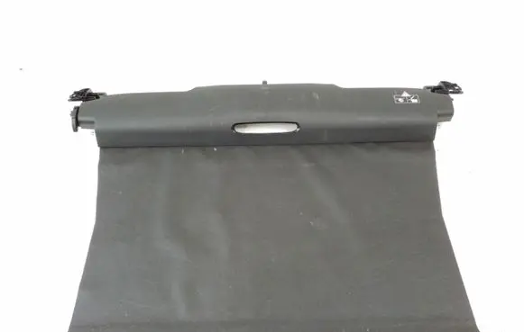 Parcel shelf