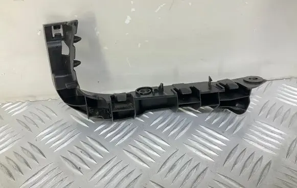 Audi A3 S3 8V Front bumper mounting bracket 8V5807183