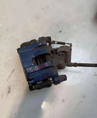 Opel Signum Rear brake caliper 