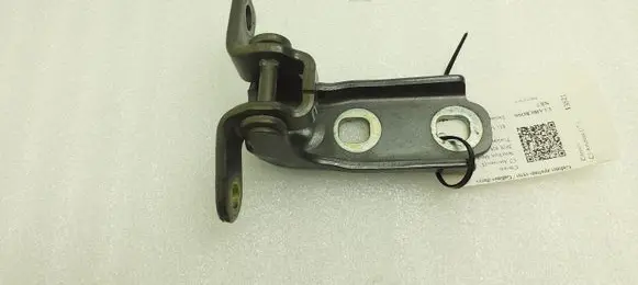 Citroen C3 Aircross Rear door lower hinge A046057