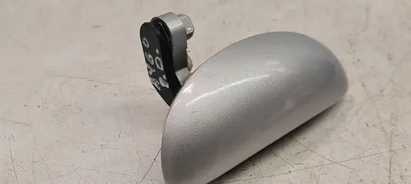 Toyota Aygo AB10 Front door exterior handle 8320 8321