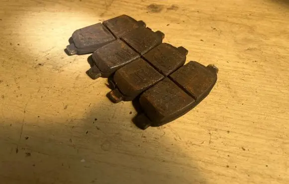 Opel Astra J Brake pads (rear) 95516192