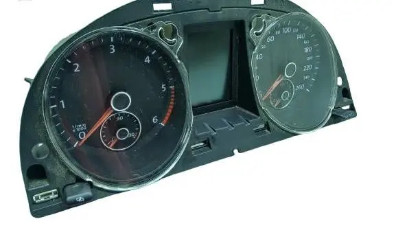 Speedometer (instrument cluster)