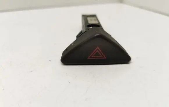 Volvo V70 Hazard light switch 4970 9441045