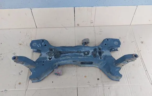 Seat Ibiza IV (6J,6P) Front subframe 6R0199347