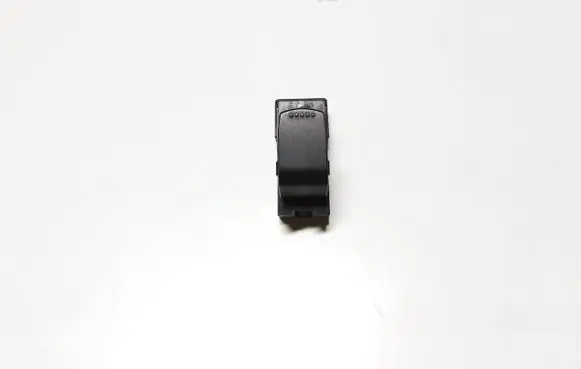 Suzuki Grand Vitara II Electric window control switch 62J00 1945T