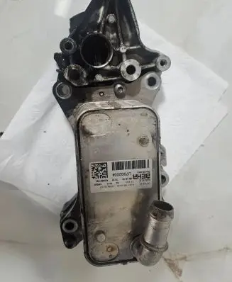 Mercedes-Benz ML W166 Oil filter mounting bracket A6511800665 7036413702 U7902004