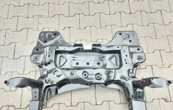 Volvo XC40 Front bumper 32395141JLK01