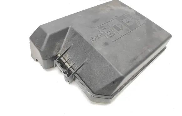 Buick Encore GX I Fuse box cover 