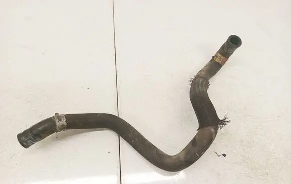 Toyota Avensis T250 Engine coolant pipe/hose 