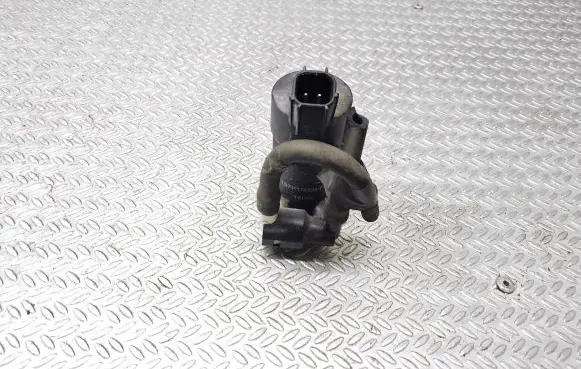 Volvo V50 Windscreen/windshield washer pump 1S7117K624FE