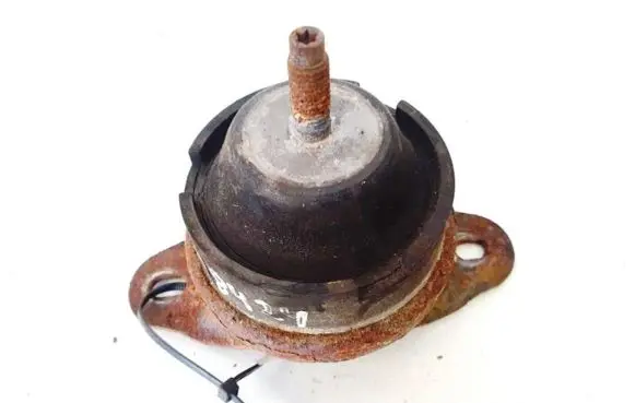 Peugeot 807 Engine mount bracket